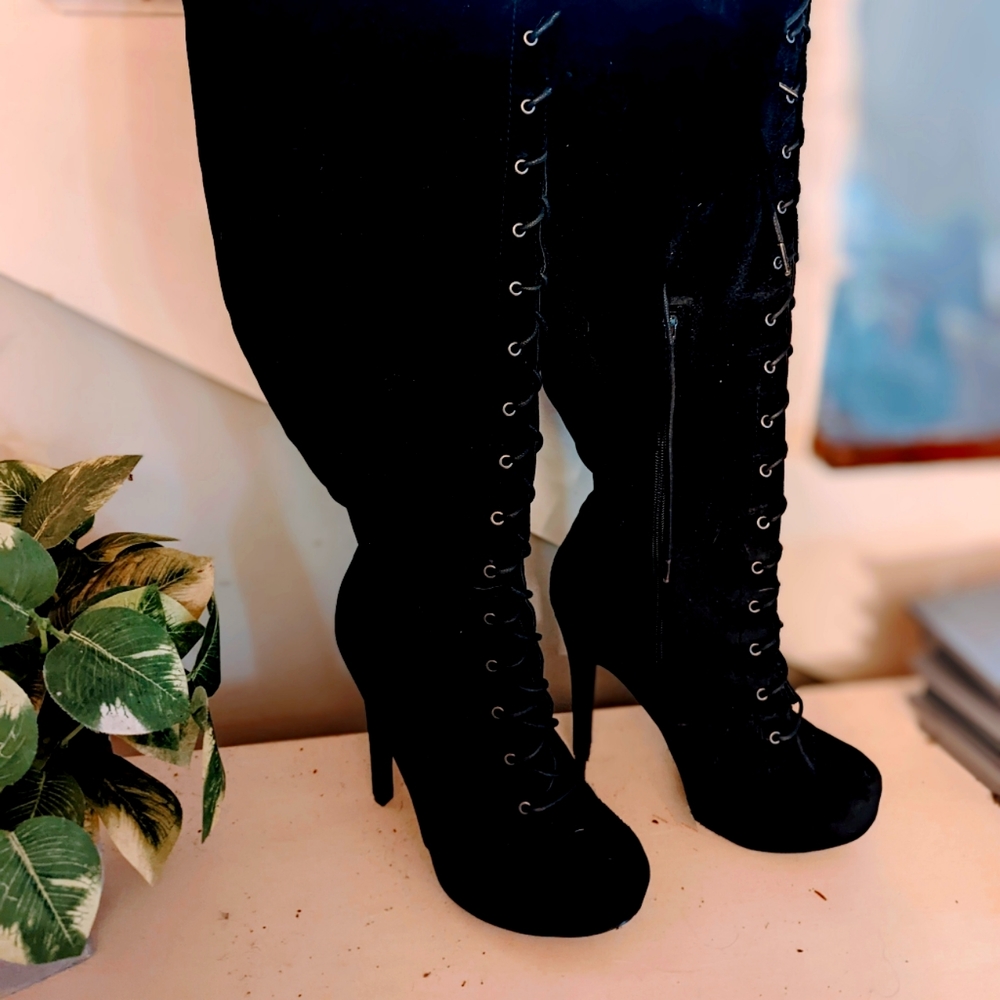 Thigh high Velvet Stiletto Boots